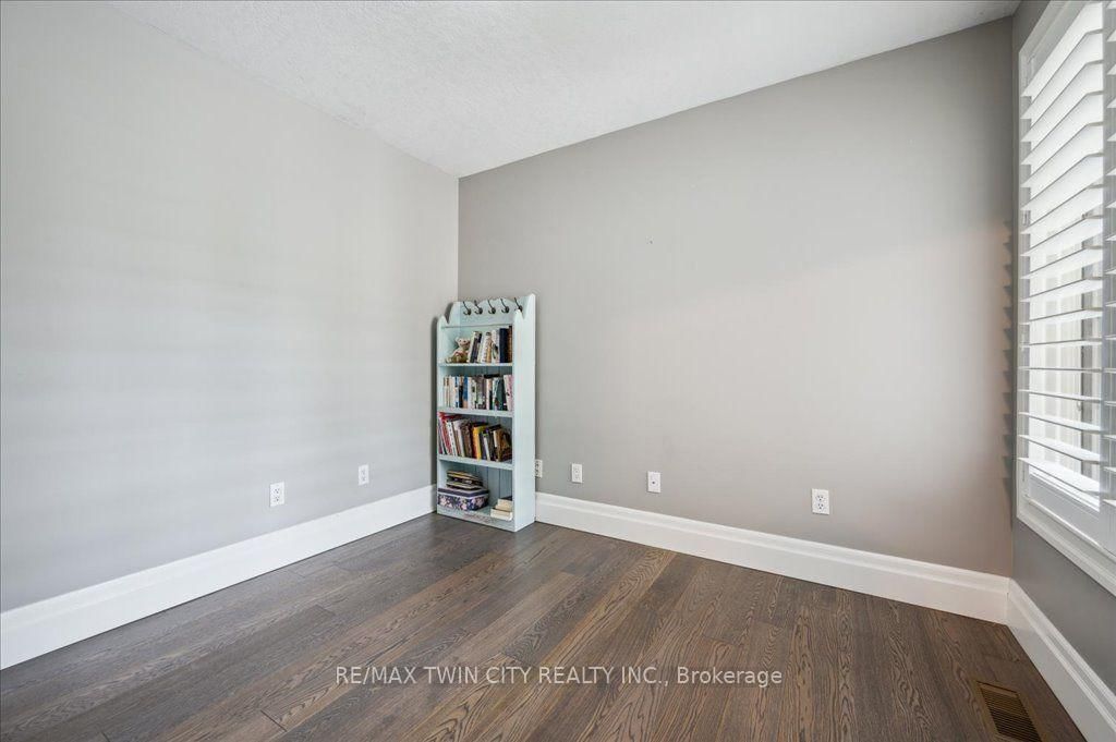 537 Havendale Place • Waterloo, ON photo 17