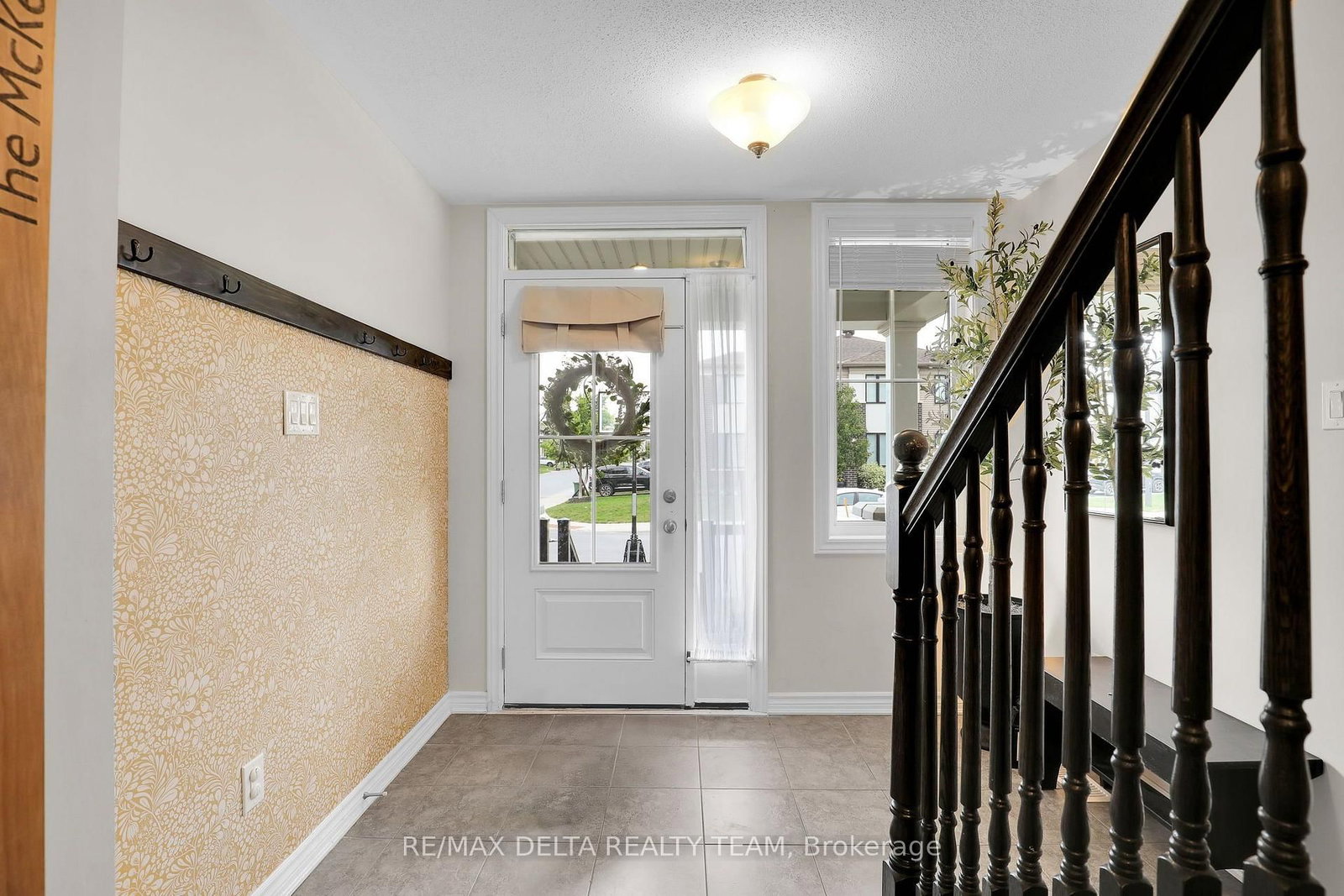 622 Bellatrix Walk • Ottawa, ON photo 5
