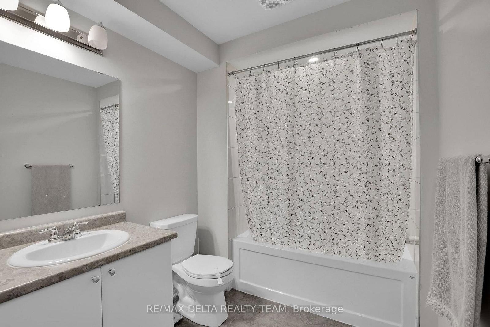622 Bellatrix Walk • Ottawa, ON photo 9