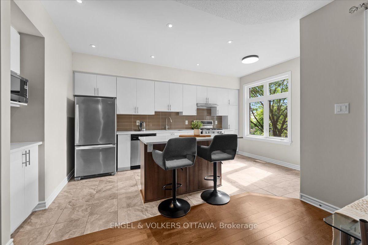 75 Blueheart Bay • Ottawa, ON photo 18