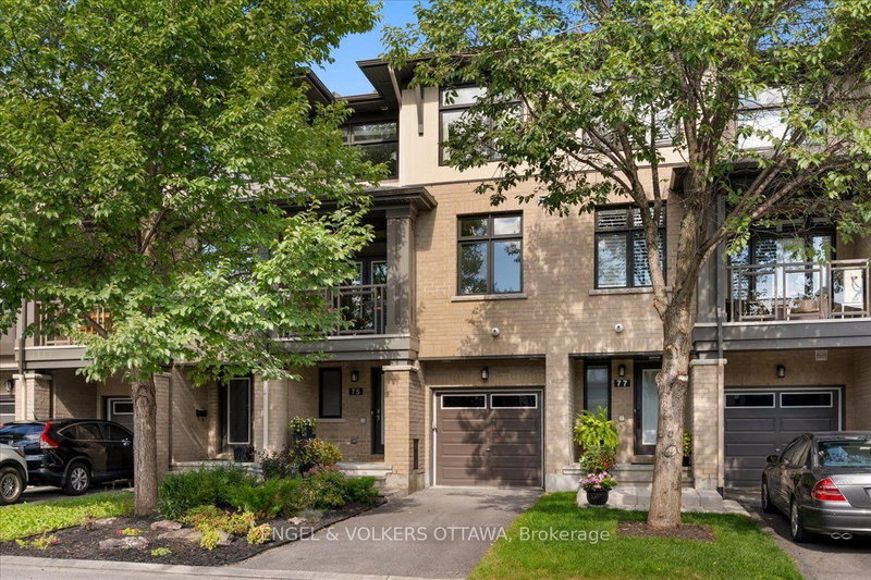 75 Blueheart Bay