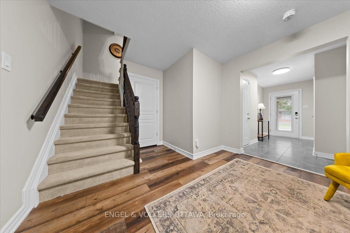 75 Blueheart Bay • Ottawa, ON photo 28