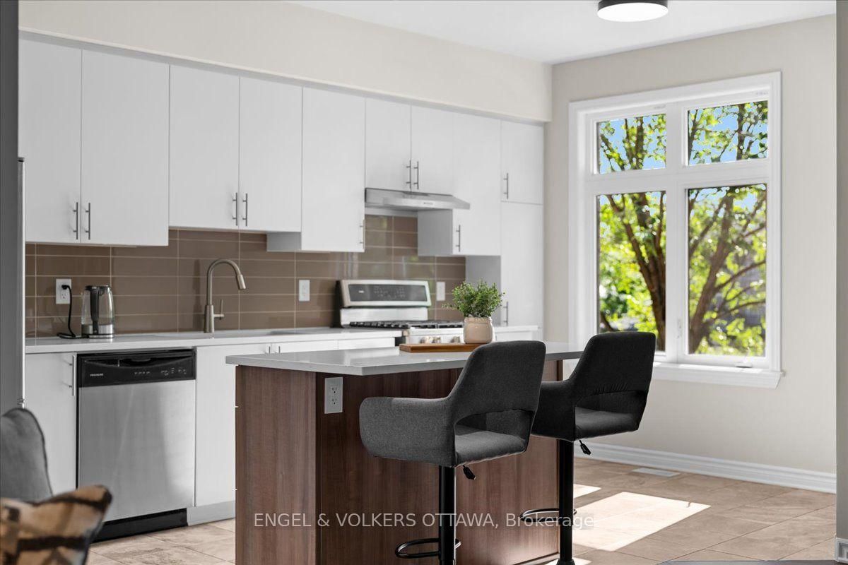 75 Blueheart Bay • Ottawa, ON photo 36