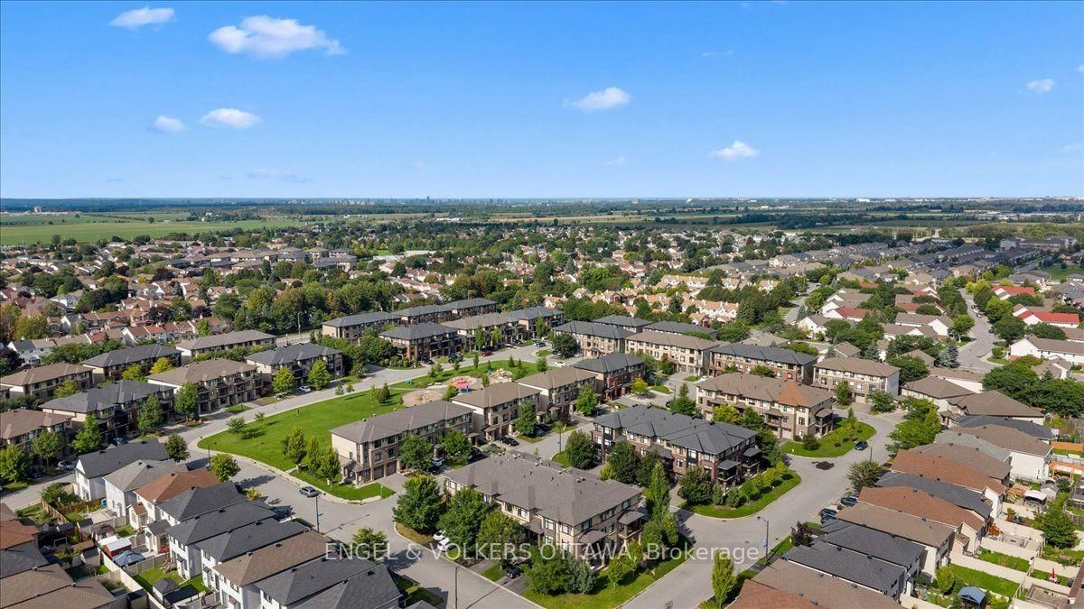 75 Blueheart Bay • Ottawa, ON photo 47