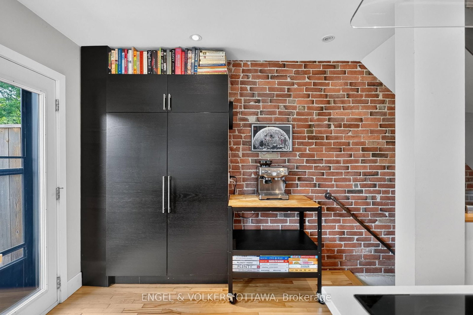 309 Flora Street • Ottawa, ON photo 13