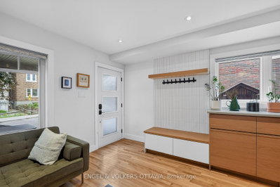 309 Flora Street • Ottawa, ON photo 3