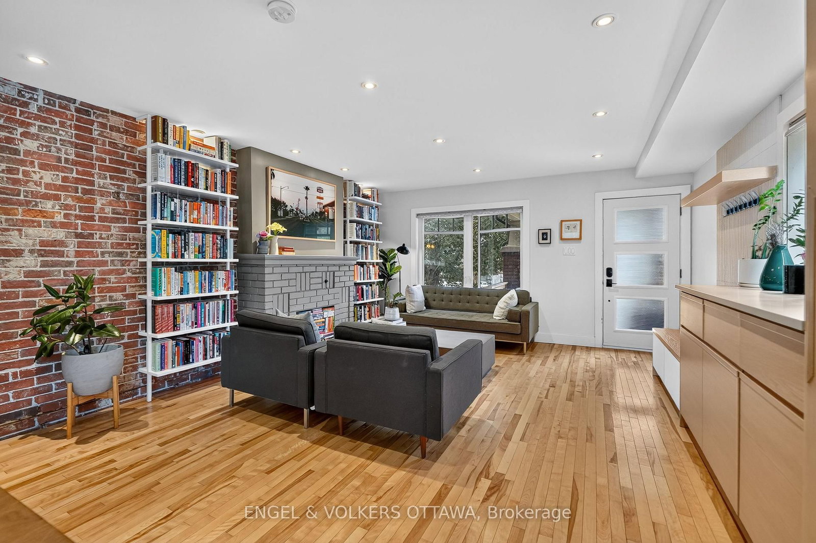 309 Flora Street • Ottawa, ON photo 5
