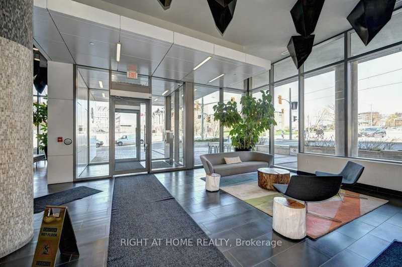 1212 - 85 Duke Street W