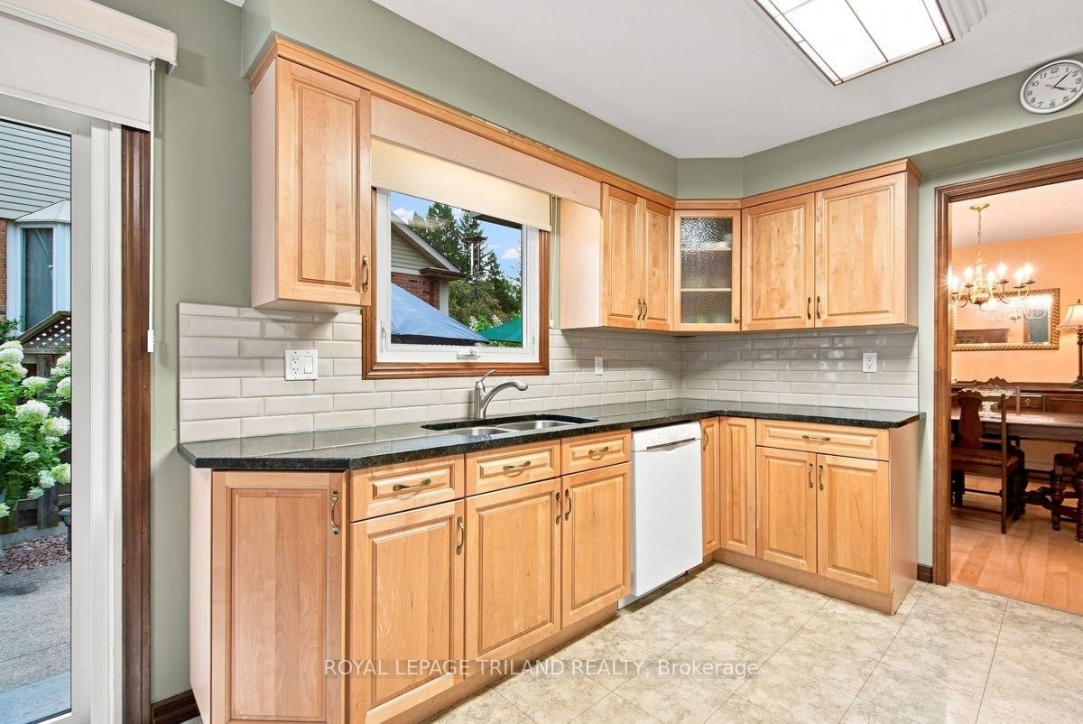 7 Glenview Crescent • London North, ON photo 12