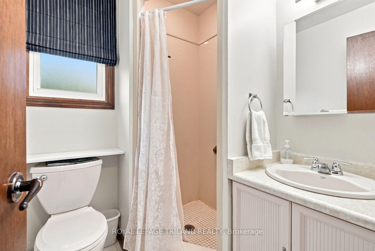 7 Glenview Crescent • London North, ON photo 23