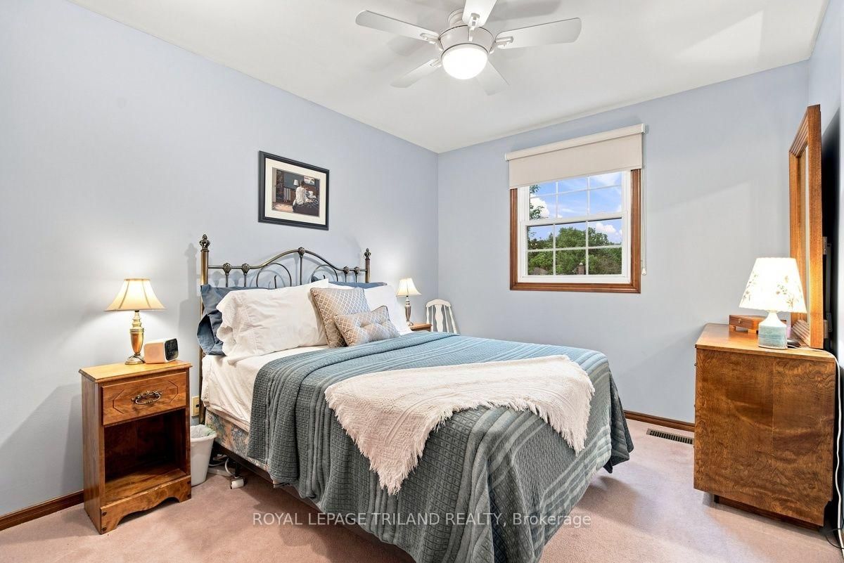 7 Glenview Crescent • London North, ON photo 24