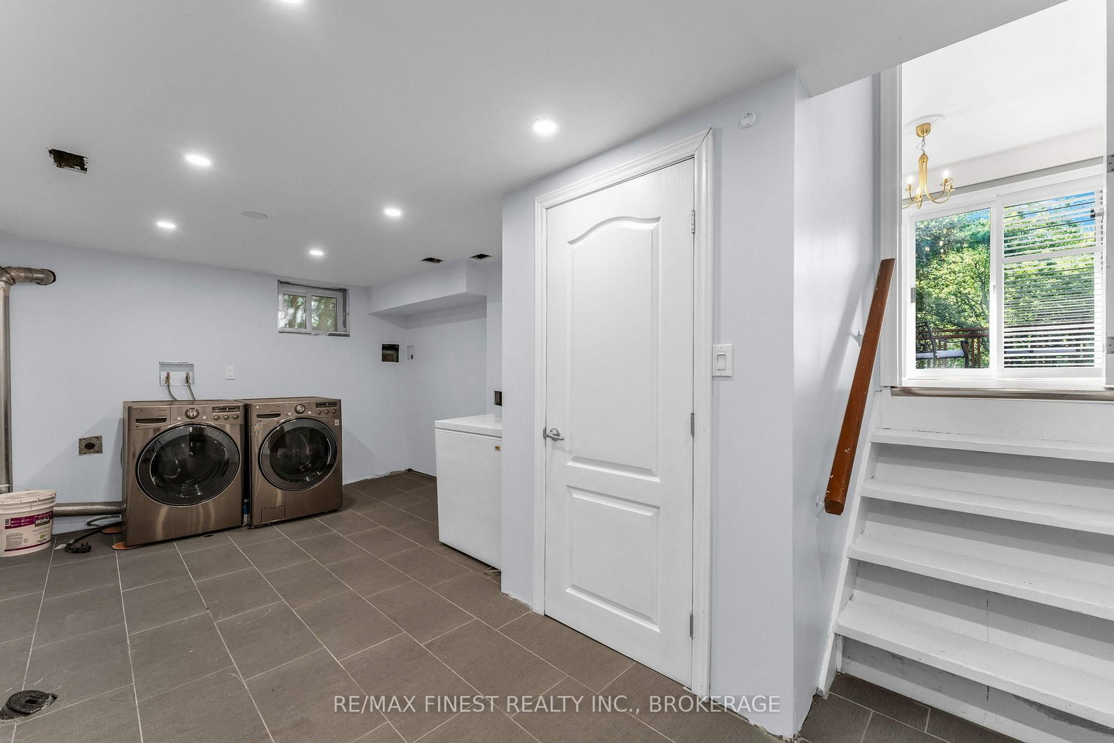 60 Sherwood Drive • Kingston, ON photo 28
