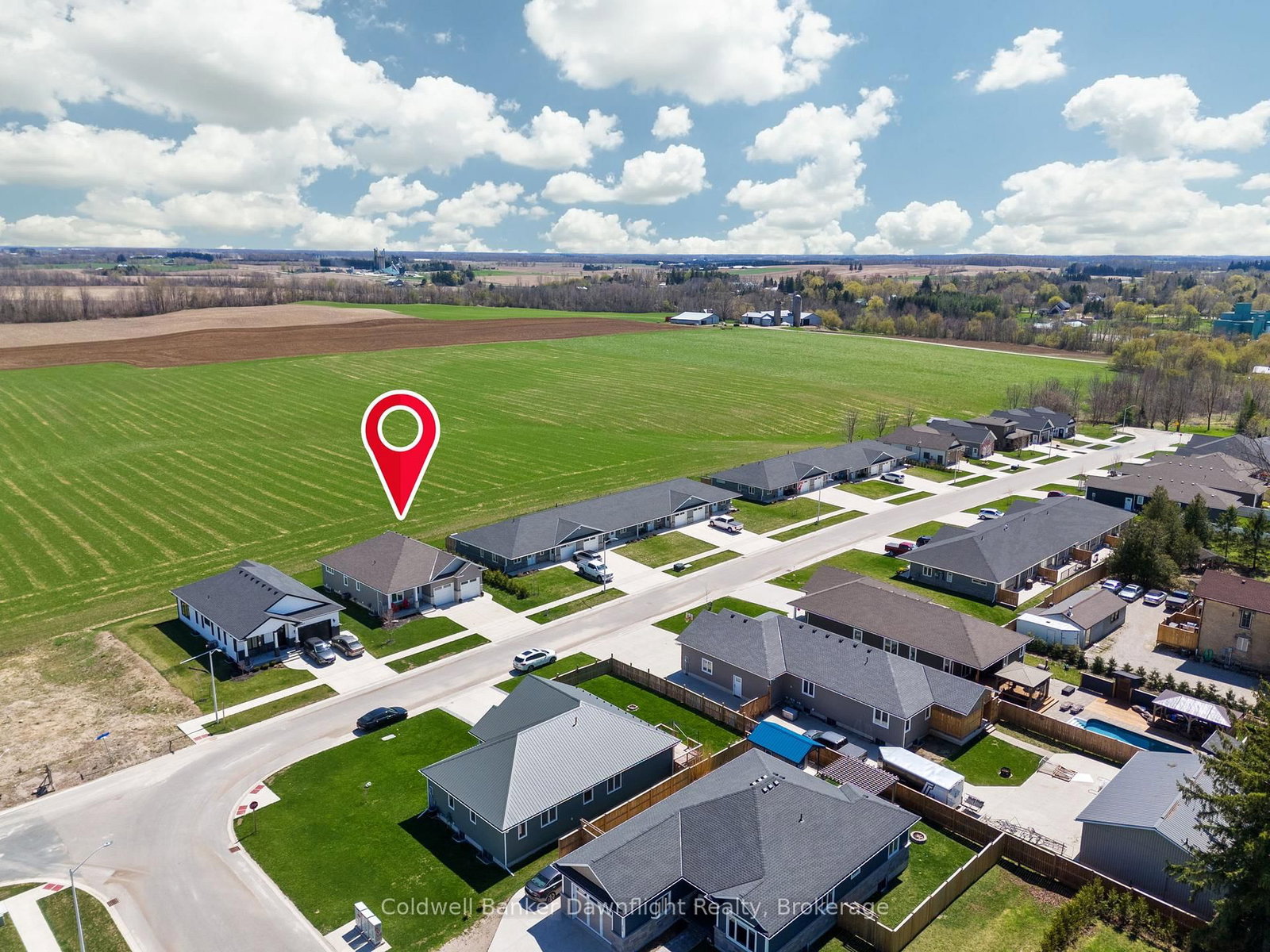 714 Gloria Street • North Huron, ON photo 4