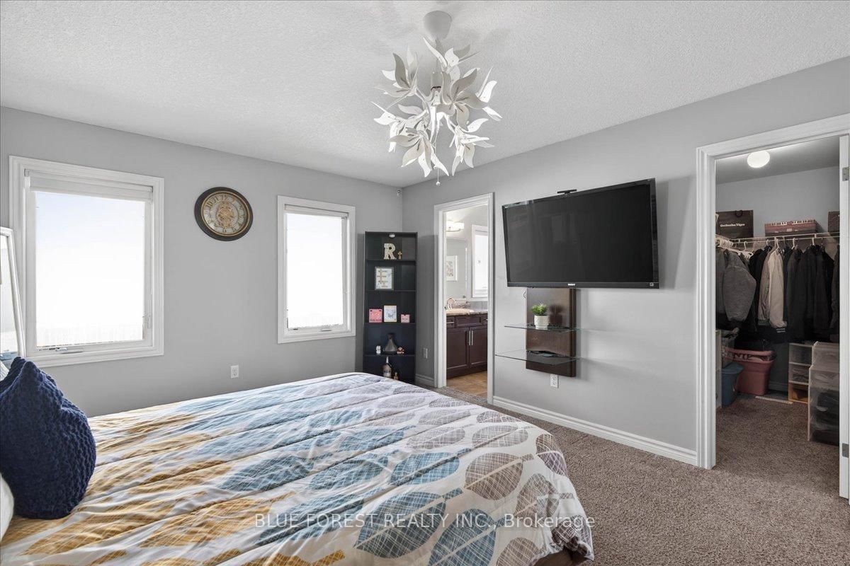 3317 Emily Carr Lane • London South, ON photo 20