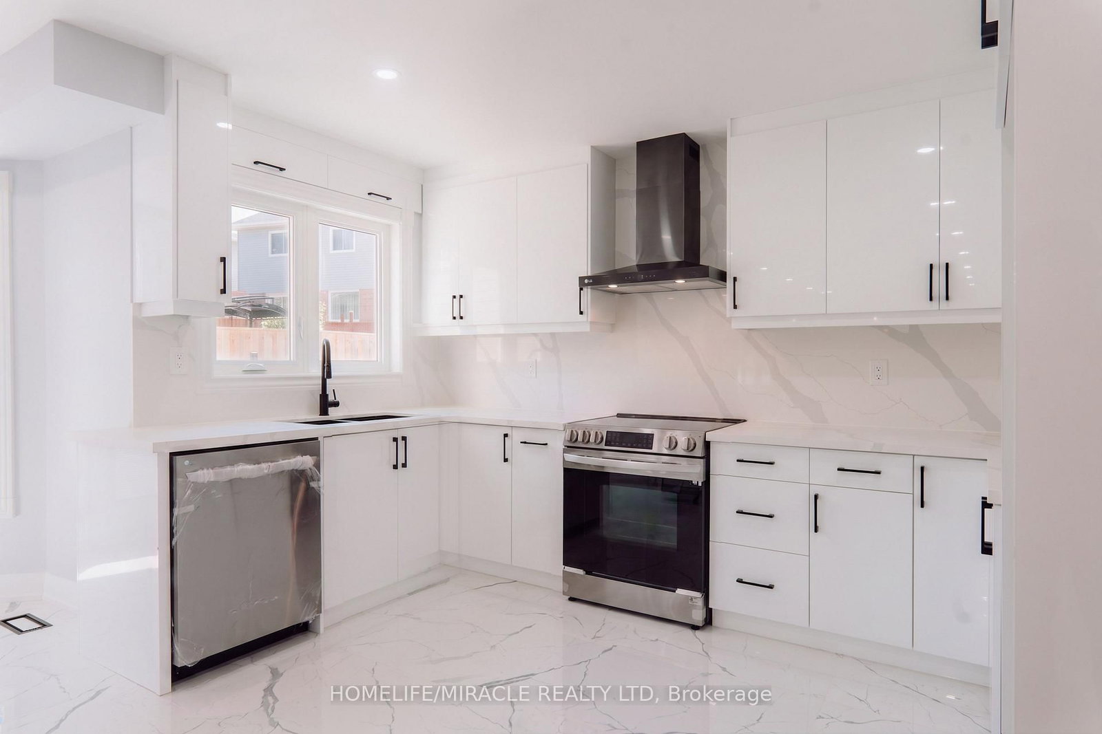 20 Wade Green • Cambridge, ON photo 11