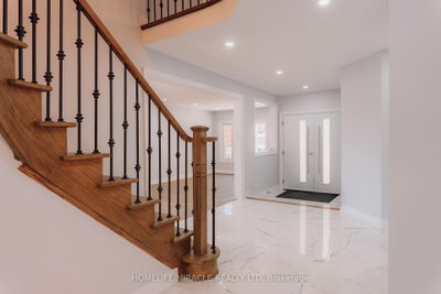 20 Wade Green • Cambridge, ON photo 4