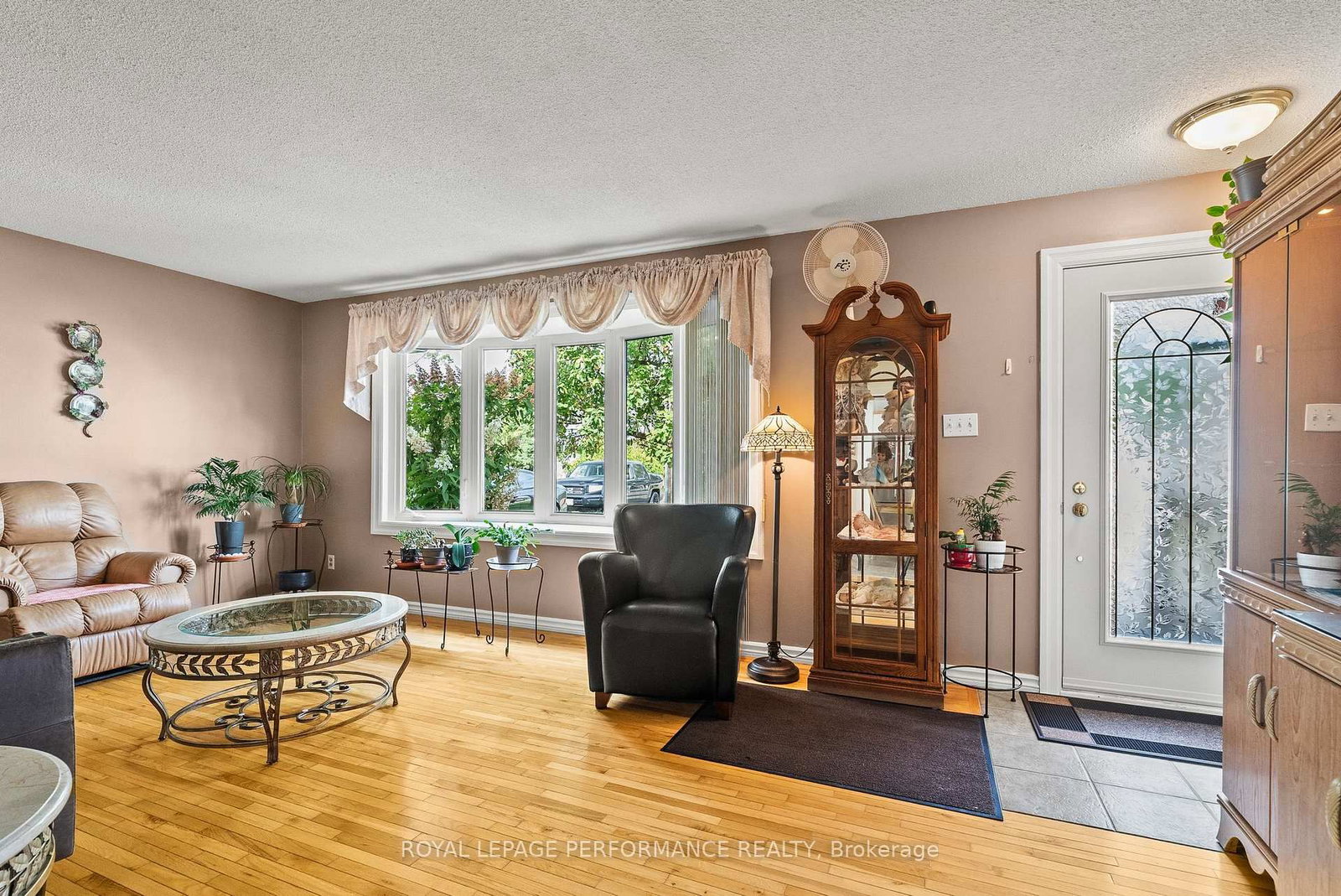 1988 Boyer Road • Ottawa, ON photo 3