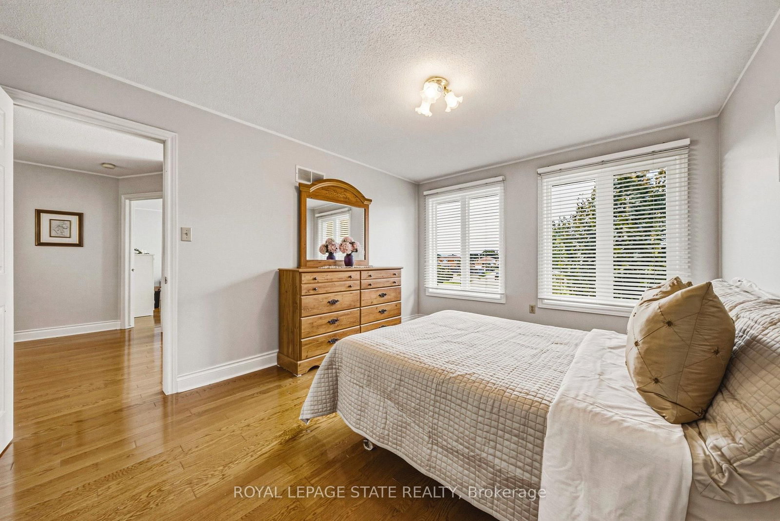 90 Fairington Crescent • Hamilton, ON photo 22