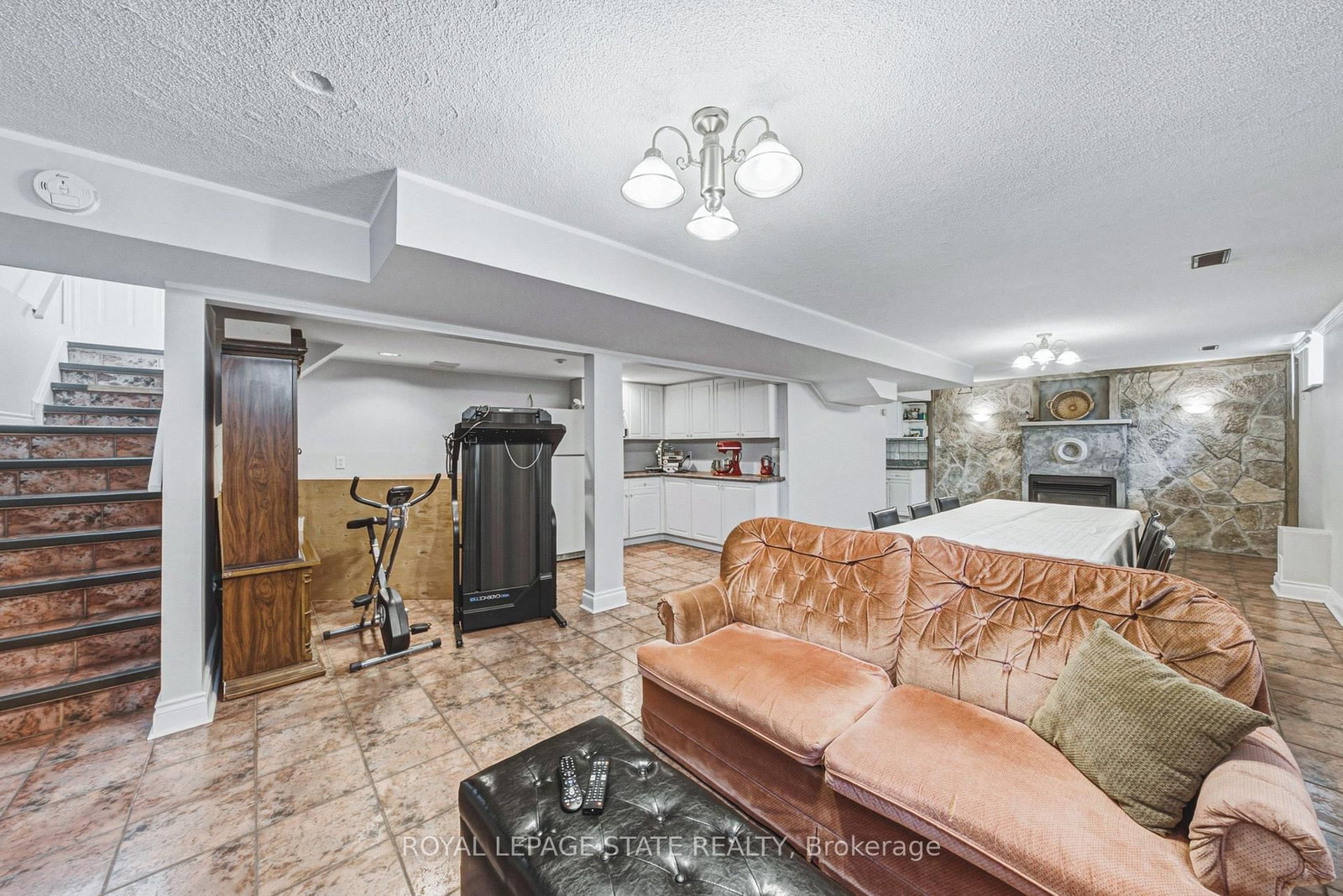90 Fairington Crescent • Hamilton, ON photo 31