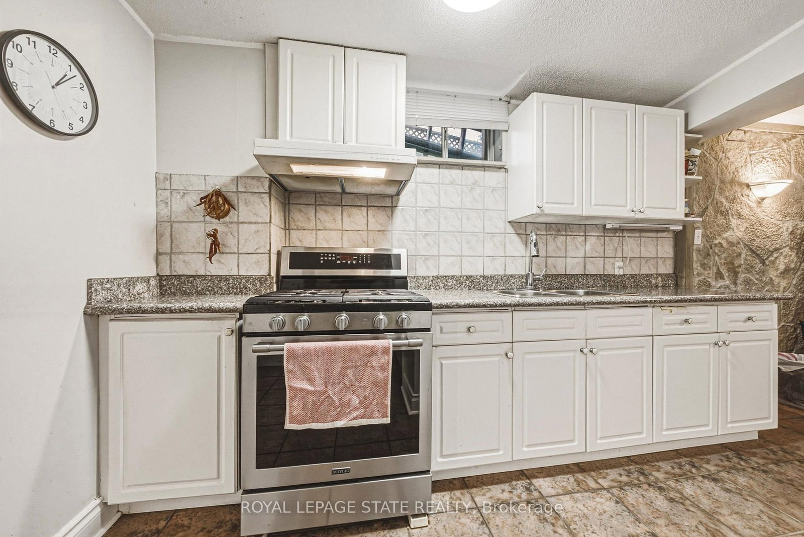 90 Fairington Crescent • Hamilton, ON photo 35