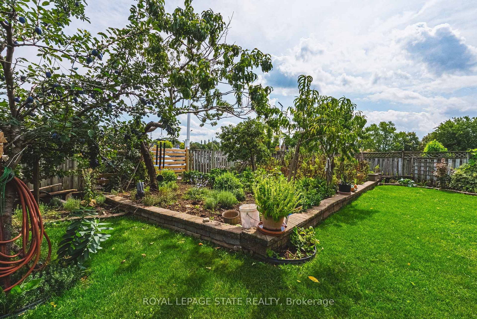 90 Fairington Crescent • Hamilton, ON photo 43