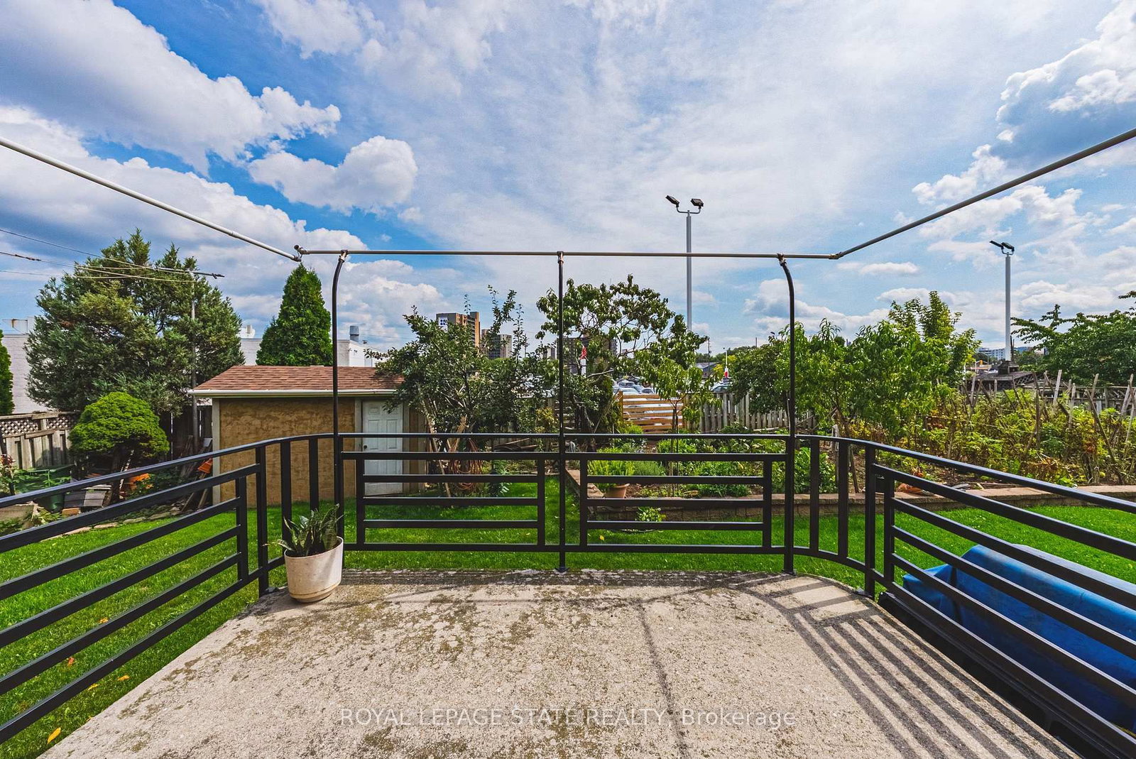 90 Fairington Crescent • Hamilton, ON photo 44