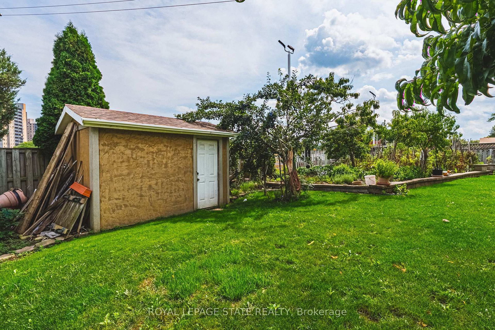90 Fairington Crescent • Hamilton, ON photo 45