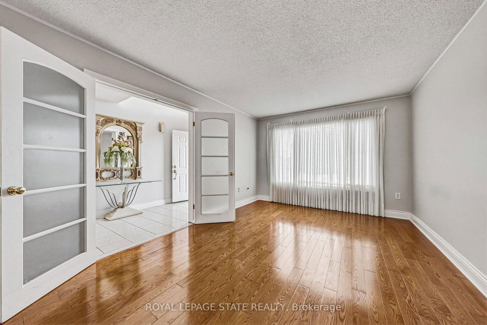 90 Fairington Crescent • Hamilton, ON photo 8