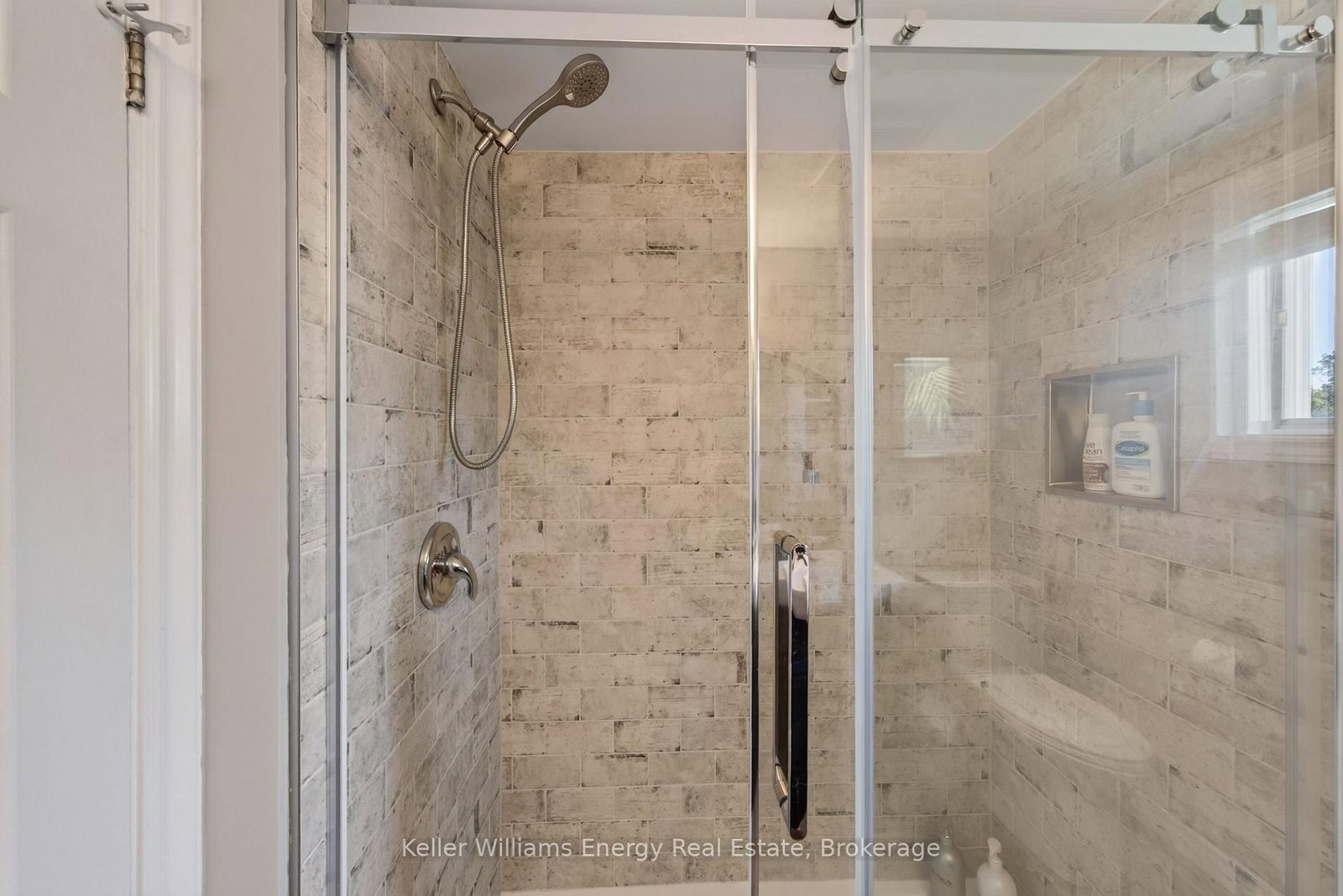 16169 LOYALIST Parkway • Prince Edward County, ON photo 16