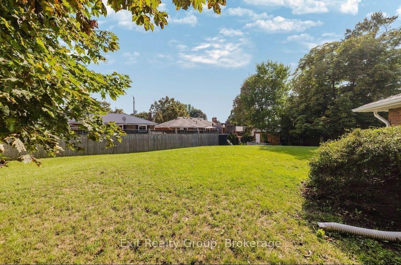 6 Ernest Court • Belleville, ON photo 29