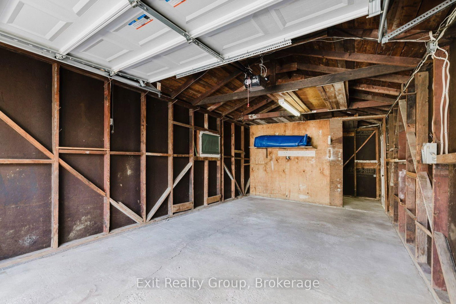 6 Ernest Court • Belleville, ON photo 32