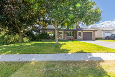 1043 Lincoln Drive • Kingston, ON photo 2