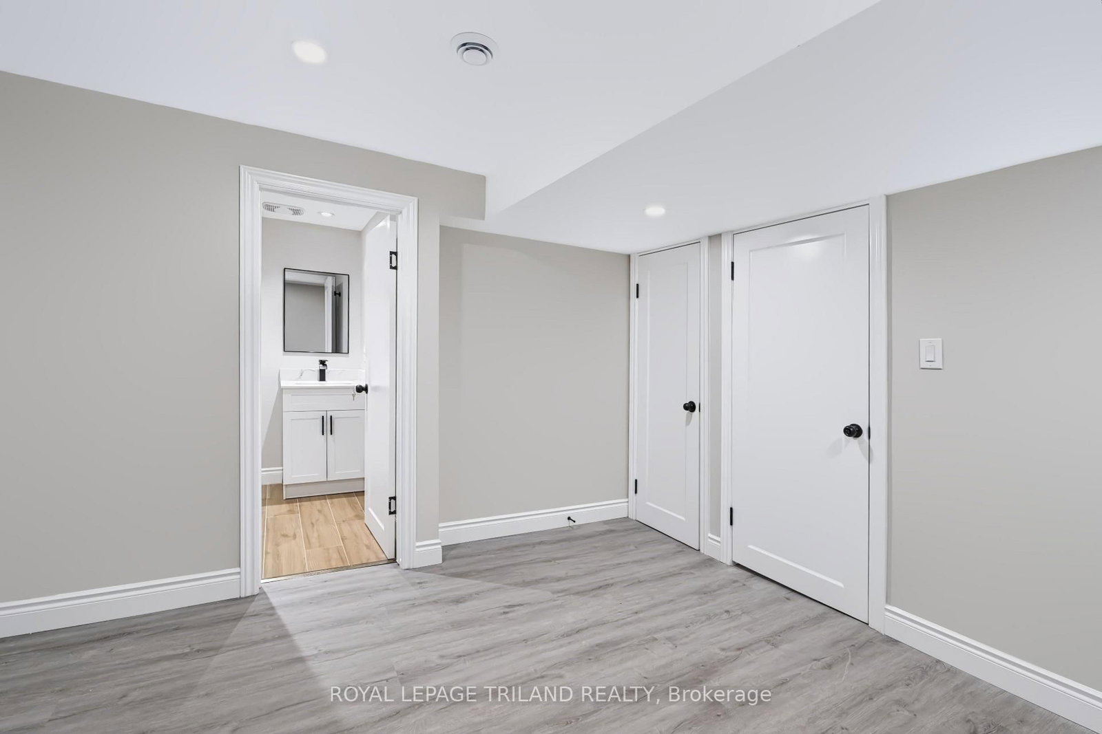 55 Mohegan Crescent • London East, ON photo 27
