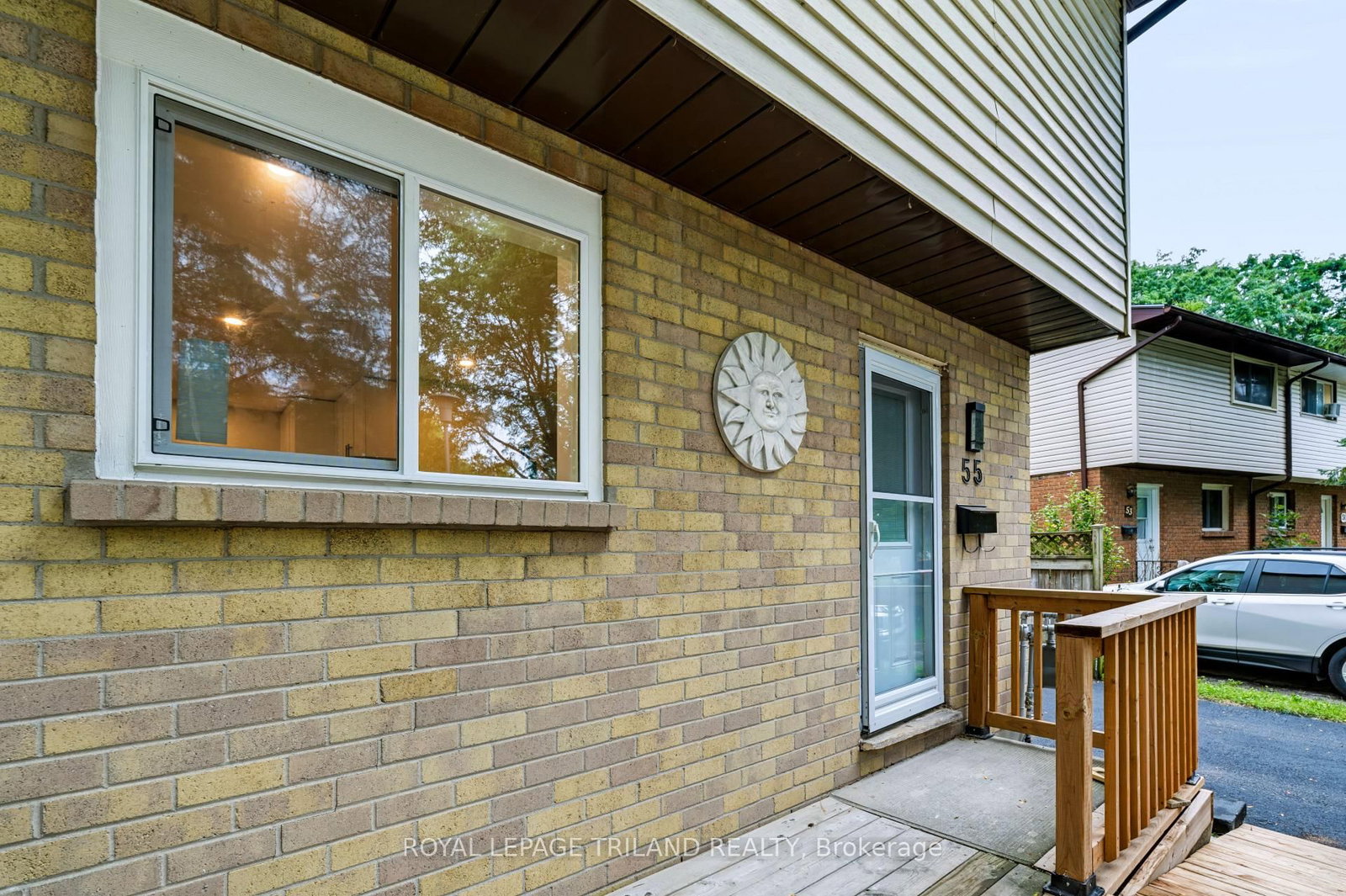 55 Mohegan Crescent • London East, ON photo 4
