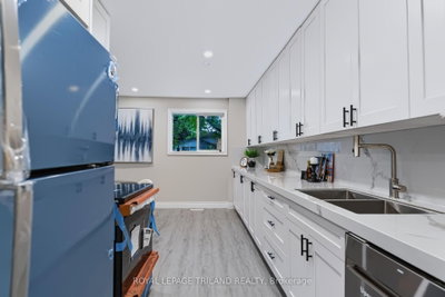 55 Mohegan Crescent • London East, ON photo 9