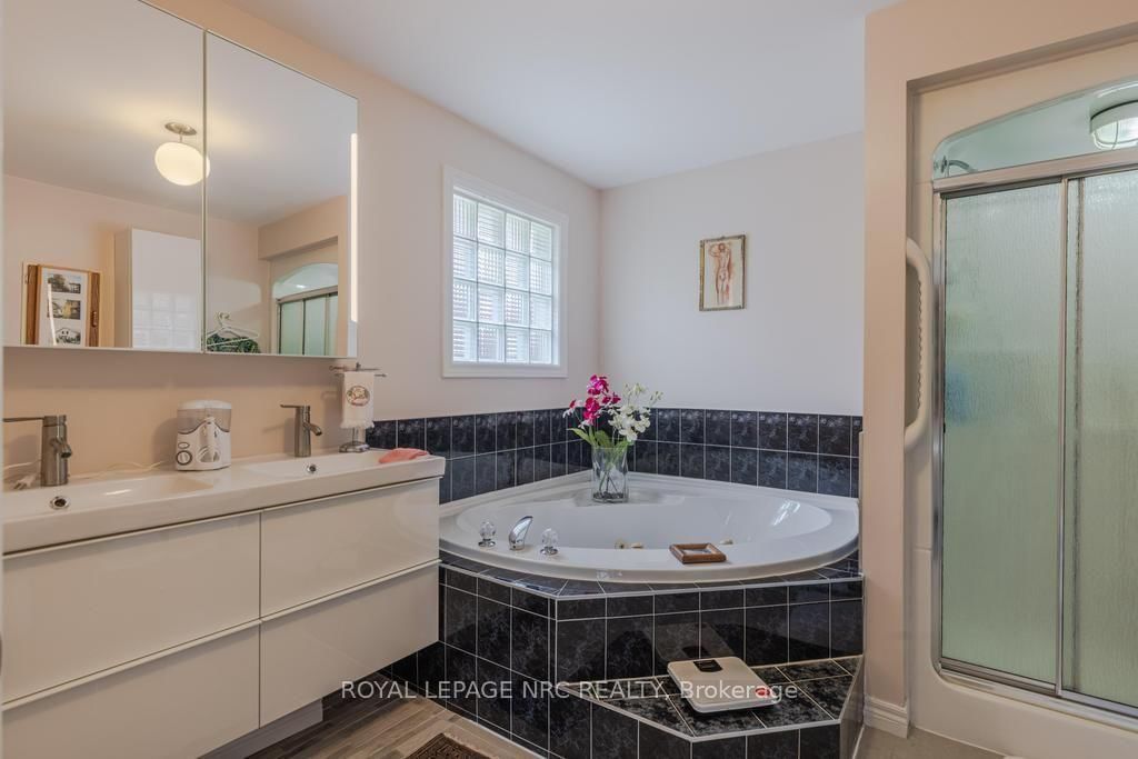 18 Harmony Drive • Niagara-on-the-Lake, ON photo 16