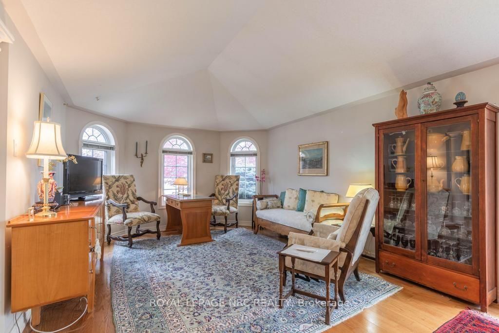 18 Harmony Drive • Niagara-on-the-Lake, ON photo 6