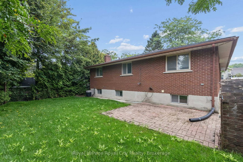 25 Kron Drive