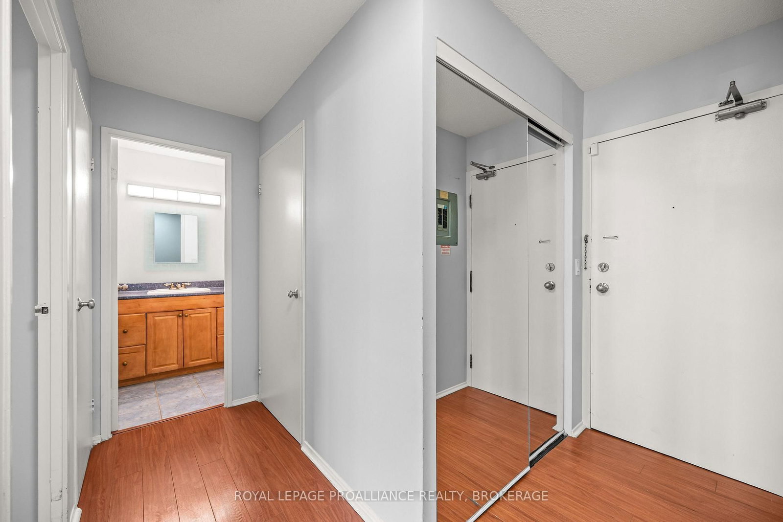 17 Eldon Hall Place • #112 • Kingston, ON photo 11