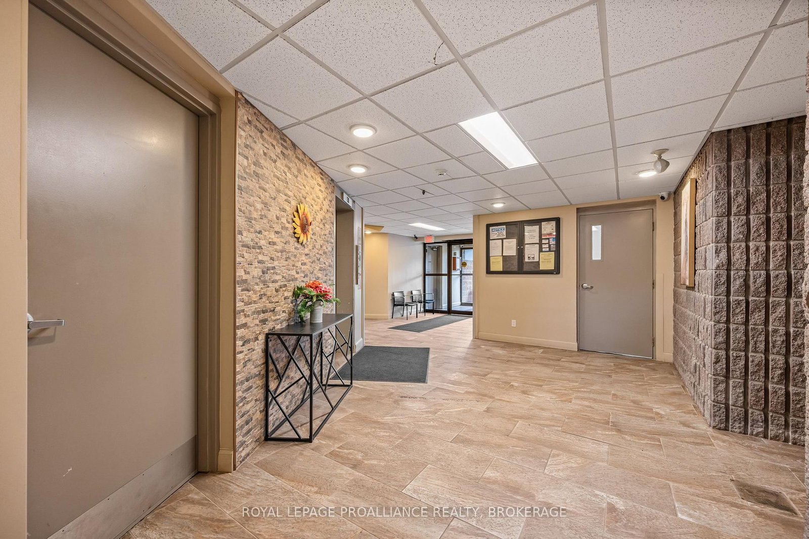 17 Eldon Hall Place • #112 • Kingston, ON photo 25