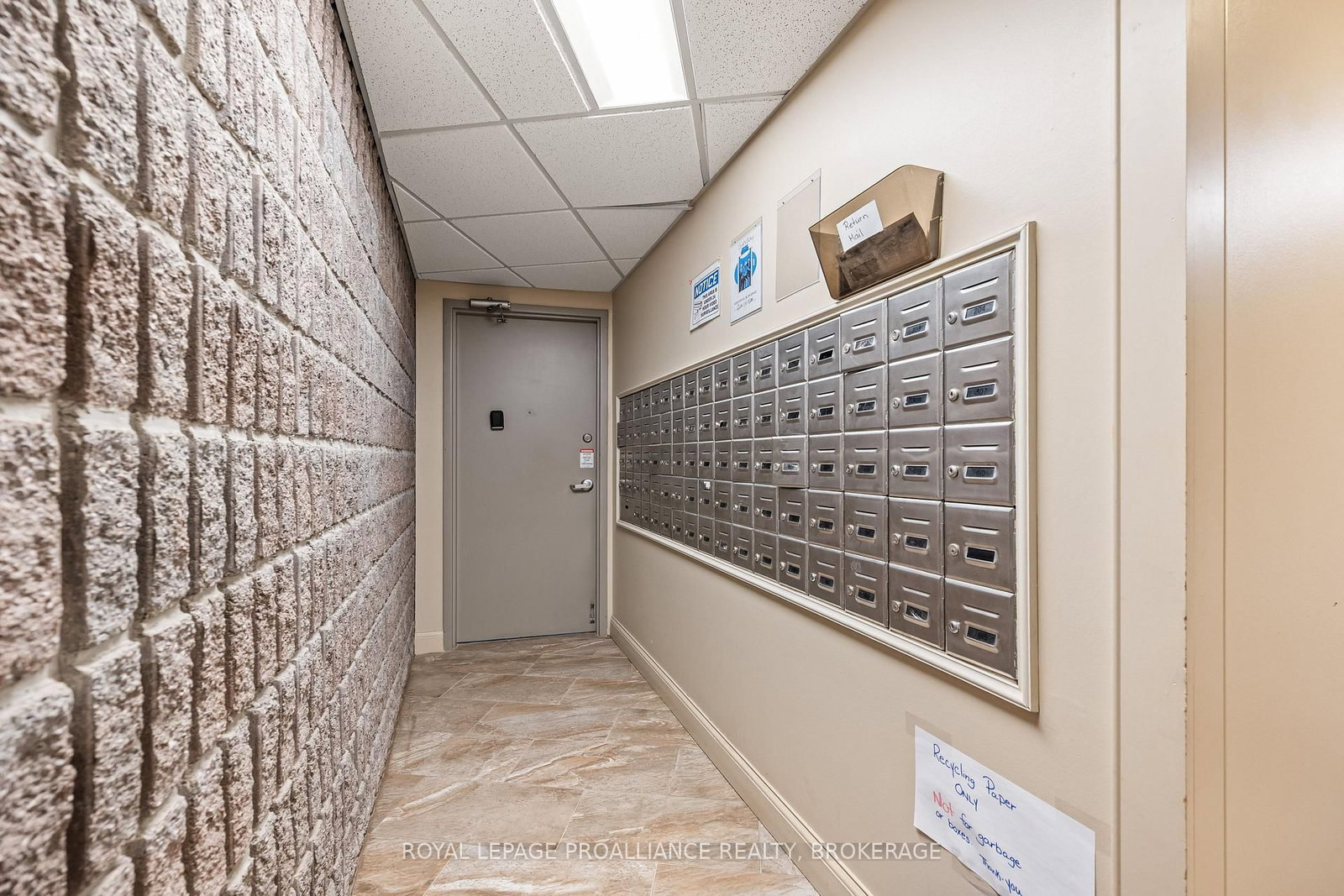 17 Eldon Hall Place • #112 • Kingston, ON photo 26