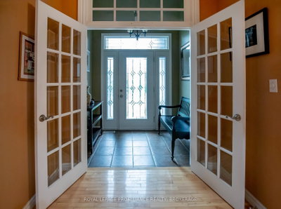1098 Coverdale Drive • Kingston, ON photo 2