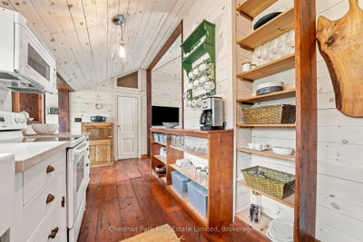 4786 County Road 1 • Prince Edward County, ON photo 9