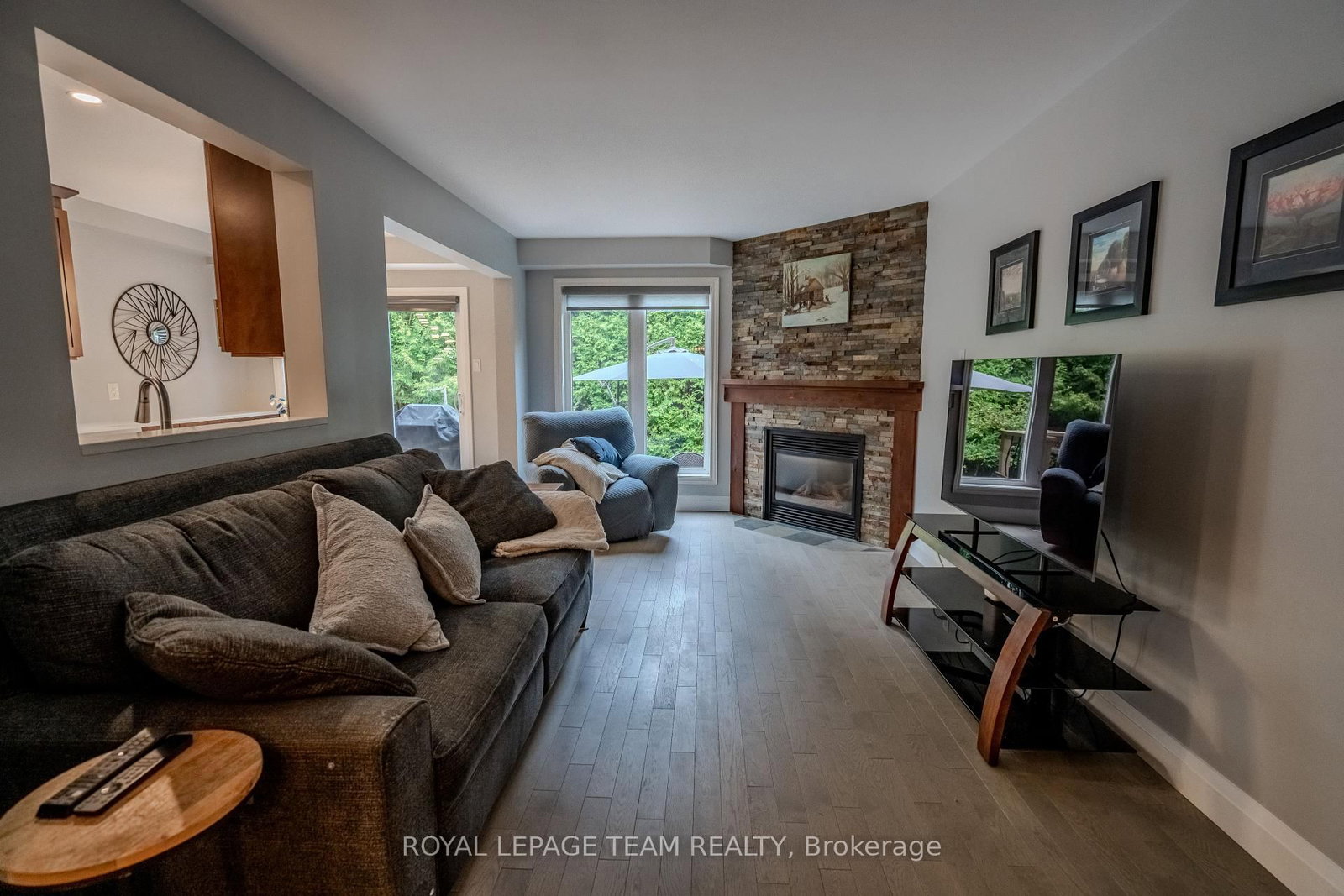 49 Harrington Court • Ottawa, ON photo 10