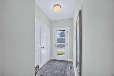 239 King Street • Carleton Place, ON photo 4
