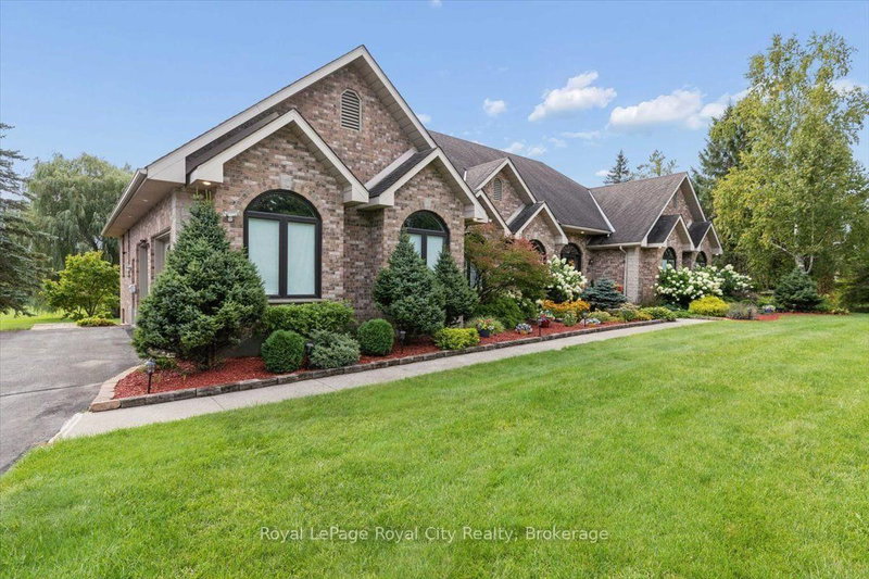 26 Bridle Path