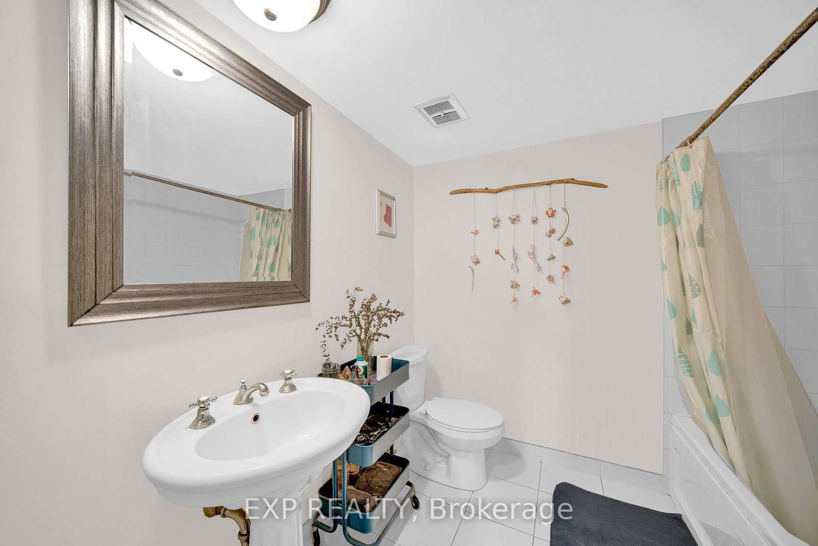 475 Laurier Avenue W • #1002 • Ottawa, ON photo 12