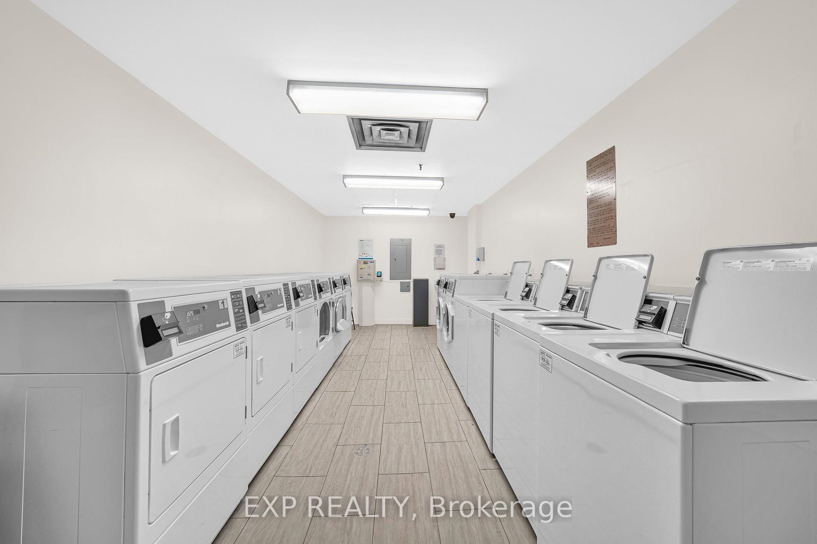 475 Laurier Avenue W • #1002 • Ottawa, ON photo 19
