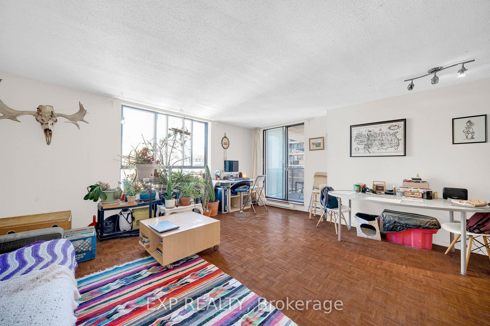 475 Laurier Avenue W • #1002 • Ottawa, ON photo 5