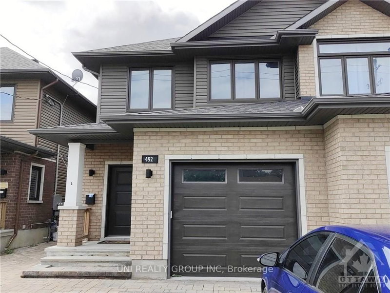 B - 492 MOODIE Drive